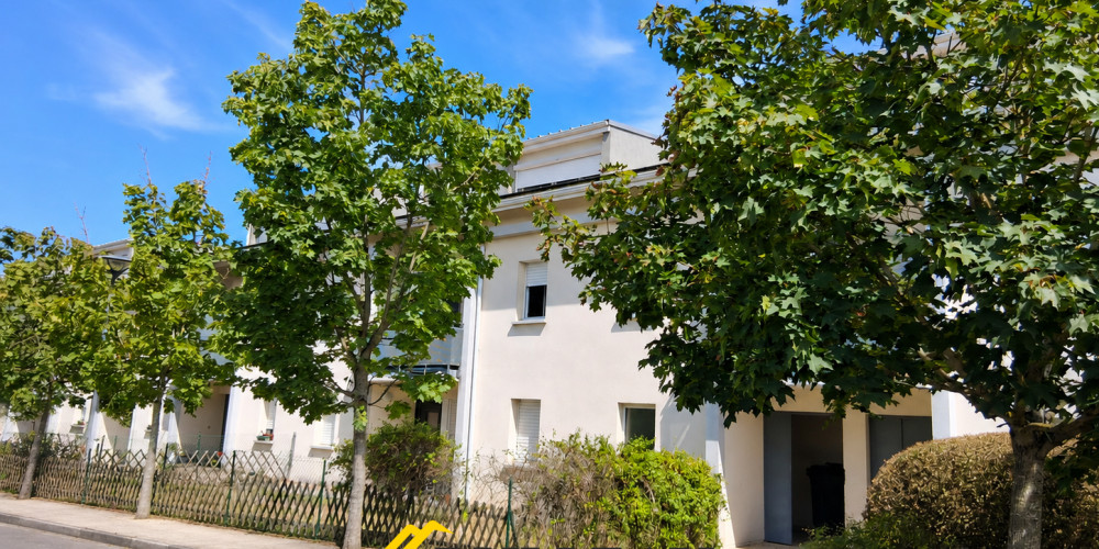 appartement à AMBARES ET LAGRAVE (33440)